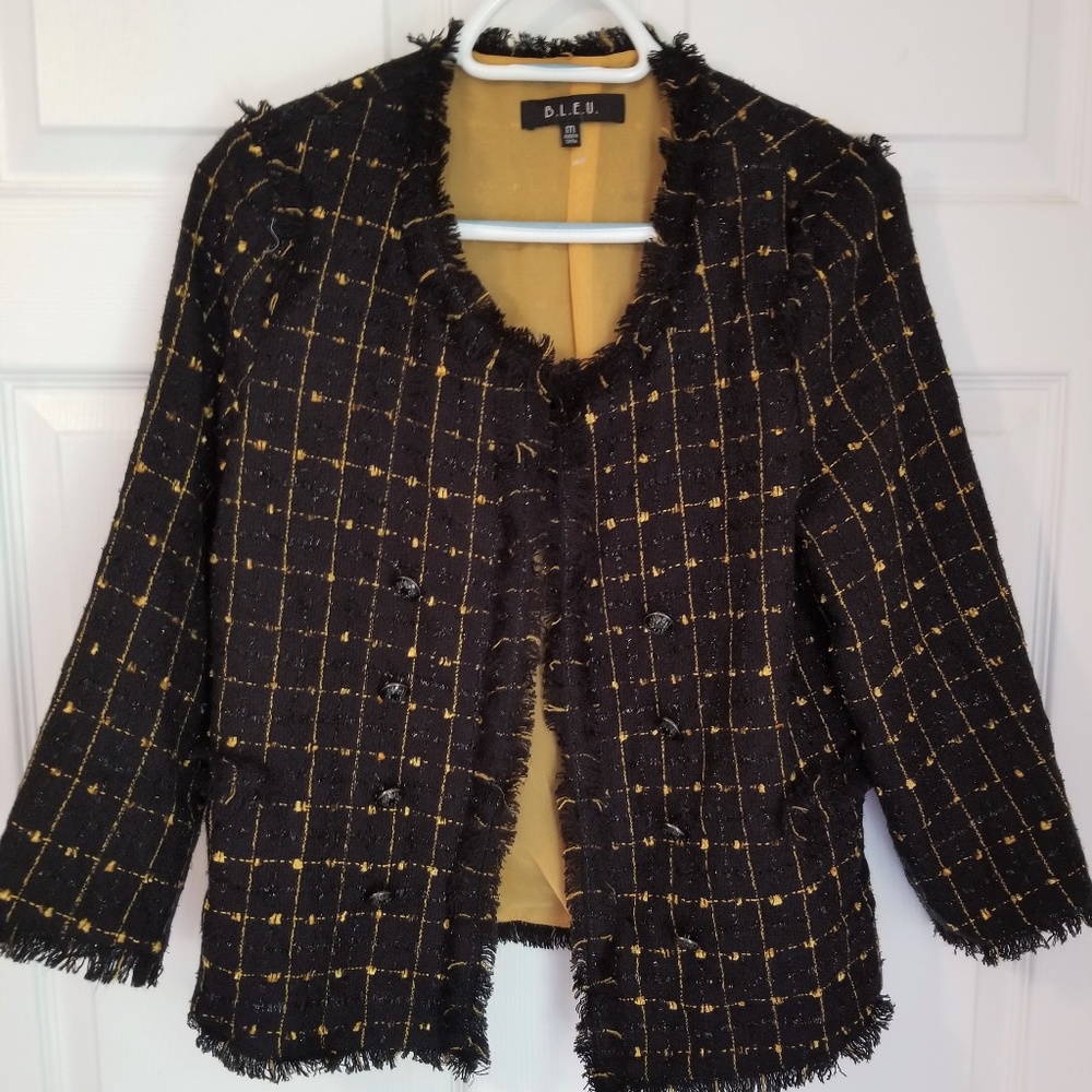 B.L.E.U. Blazer NWOT Medium Fringe Faux Button
